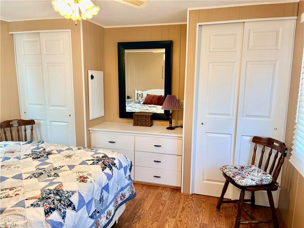 LAZY DAYS MOBILE VILLAGE - Residential