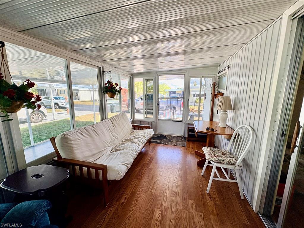 LAZY DAYS MOBILE VILLAGE - Residential