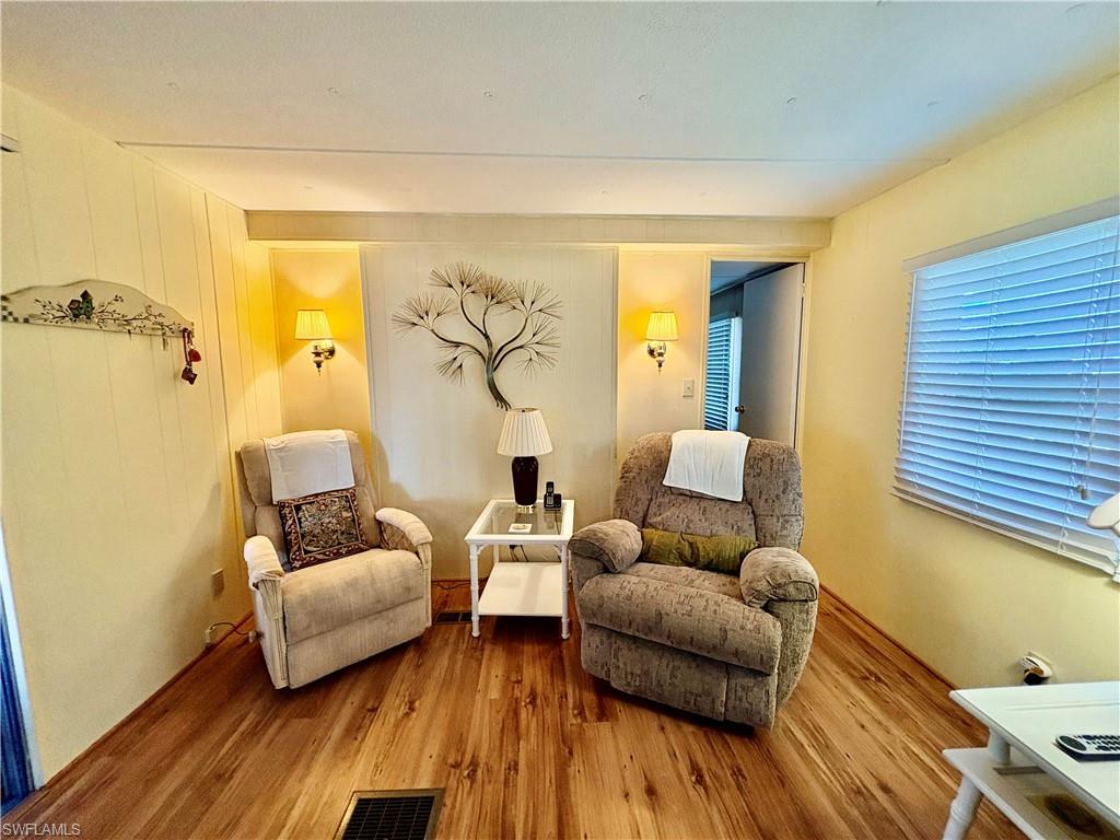 LAZY DAYS MOBILE VILLAGE - Residential