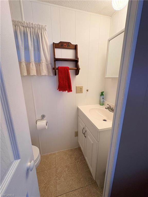 LAZY DAYS MOBILE VILLAGE - Residential