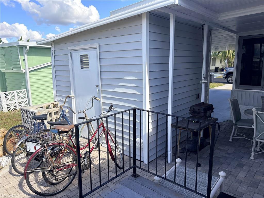 LAZY DAYS MOBILE VILLAGE - Residential