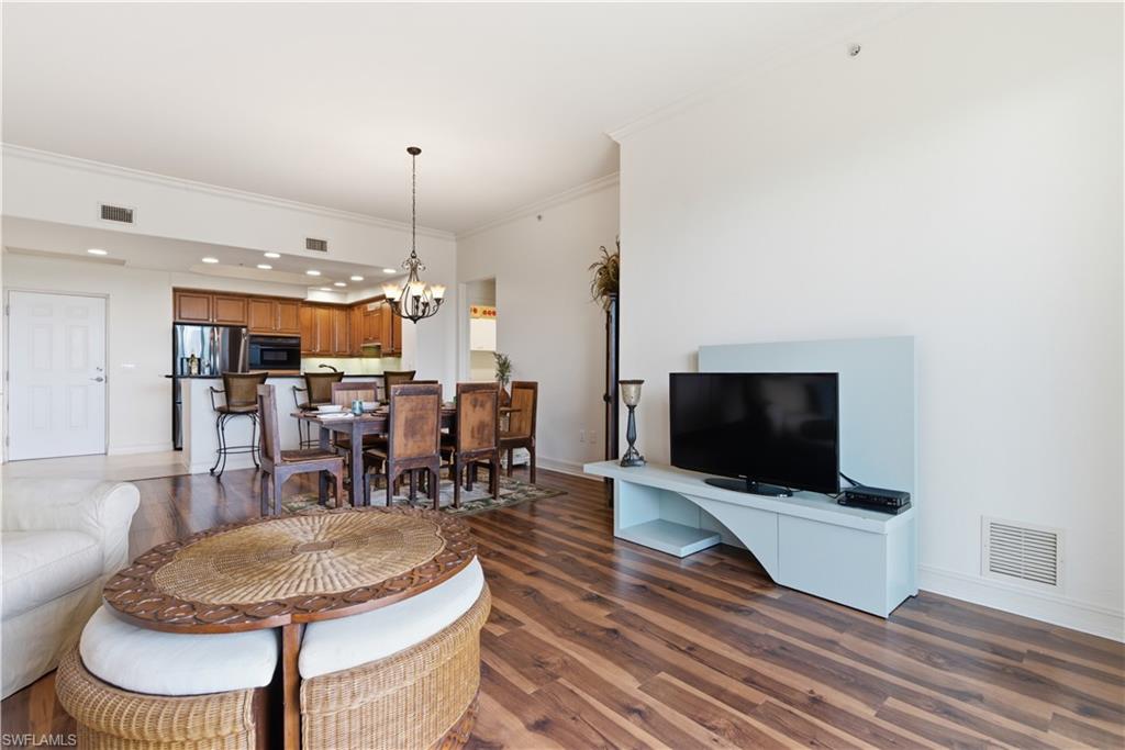 VENTANAS AT TIBURON - Residential