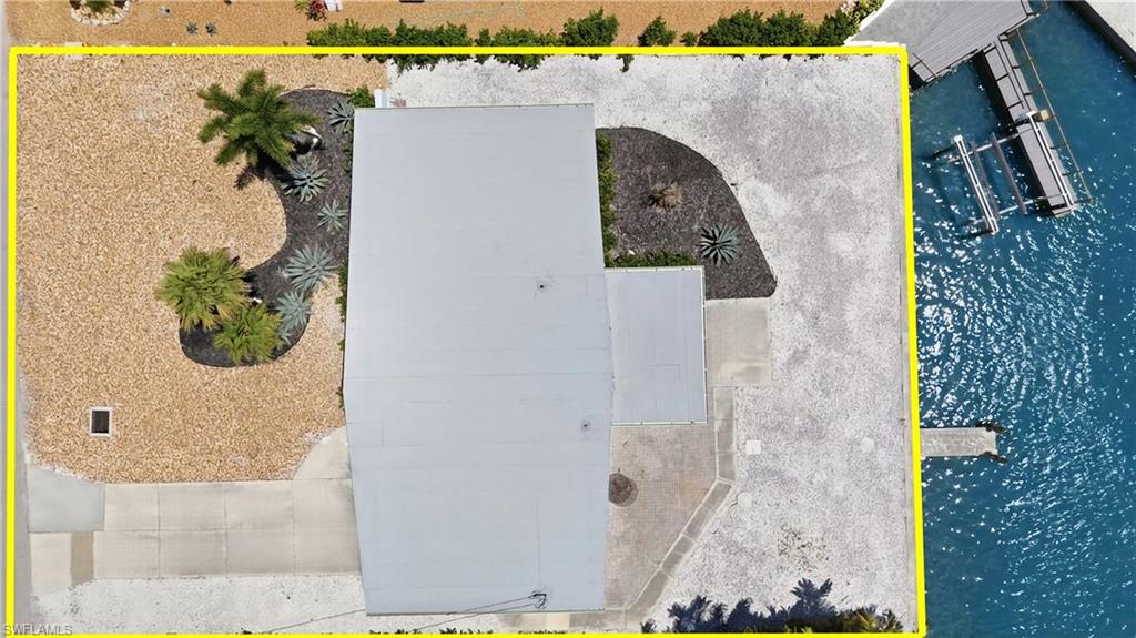 LAGUNA SHORES - Residential