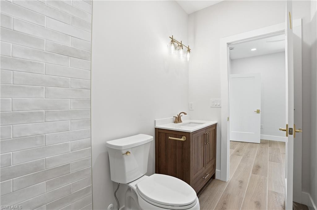 LAGUNA SHORES - Residential