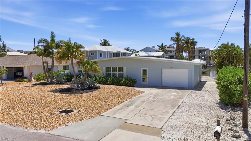 LAGUNA SHORES - Residential