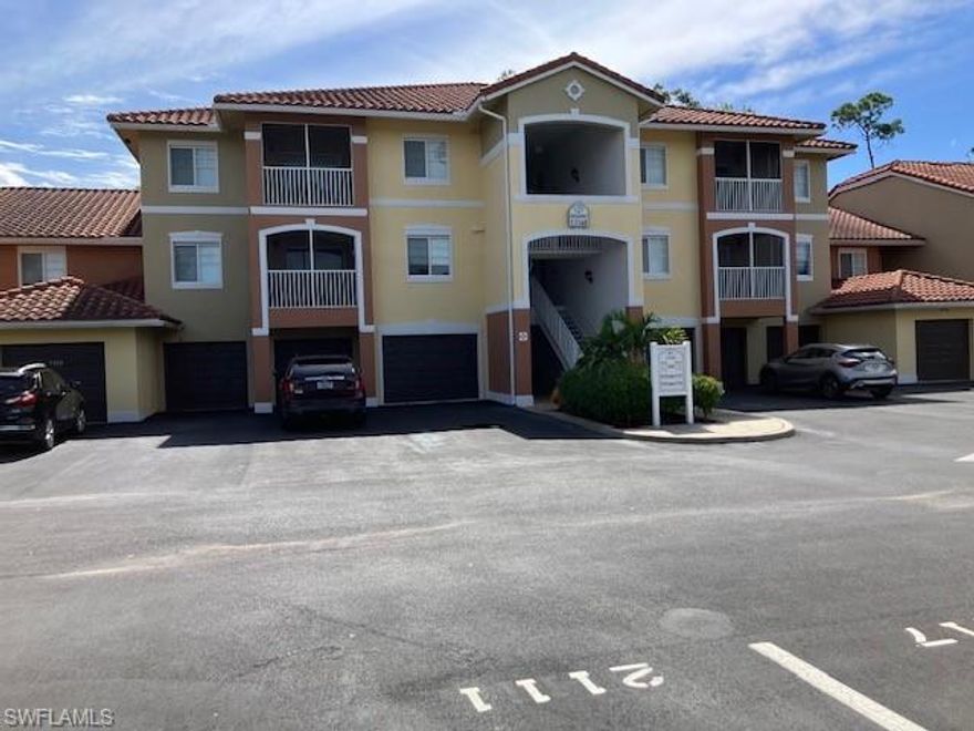 Rare LOWER UNIT in Bella Casa with EXTRA WIDE GARAGE!  You also have a private storage room outside your front door.  Tropical views inside and outside of this beautiful 1 x 1 condo.  Newer flooring and customized walls channeling a tropical paradise.  Granite countertops, newer stainless Samsung appliances including full size washer & dryer.  Tiled wet areas, walk-in closet, vivid floor plan with open breakfast bar.  Kitchen overlooks the living & dining area.  The building is near the amenities of Bella Casa which offers clubroom, heated pool, spa, fitness center, lighted tennis courts, community garden, butterfly garden & an outdoor covered patio with a double-sided fireplace. This location provides excellent access to Hospital, schools, shopping, restaurants, Downtown Fort Myers, Whole Foods, public golf courses, Red Sox and Twins training facilities, FGCU, FSU, SWFL International Airport and the BEACH.