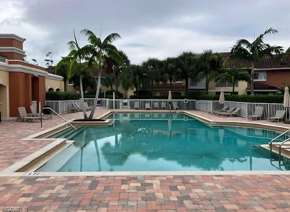 BELLA CASA - Residential Lease