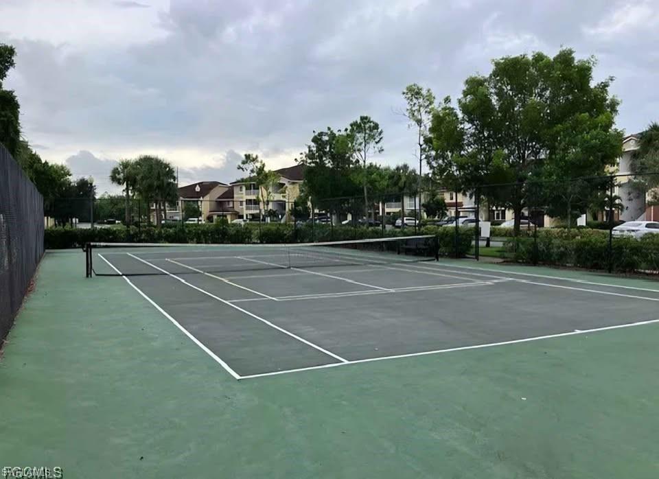 BELLA CASA - Residential Lease