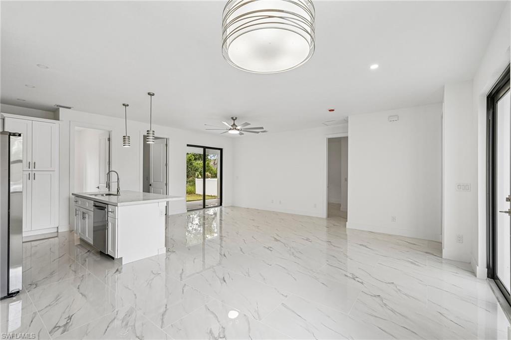 PORT CHARLOTTE - Residential