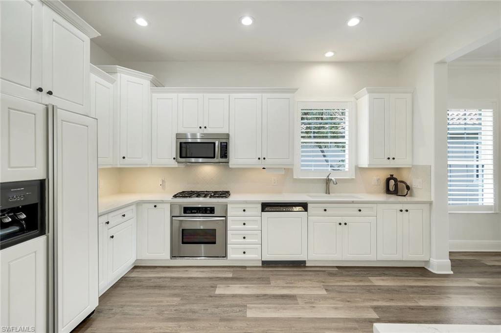 CHERRY OAKS - Residential