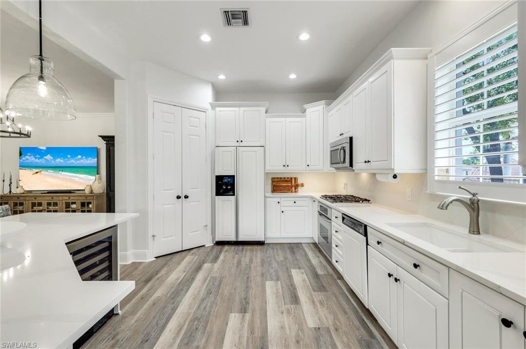 CHERRY OAKS - Residential