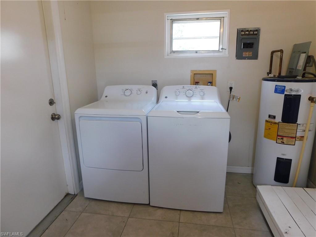 TAMIAMI ESTATES - Residential Lease