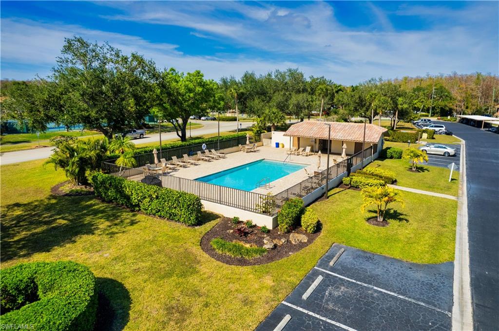 CLUBHOUSE VILLAGE - Residential