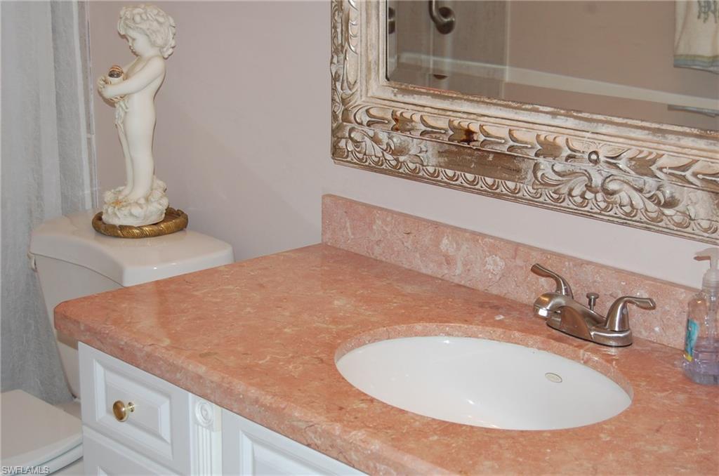 SANIBEL BAYOUS - Residential