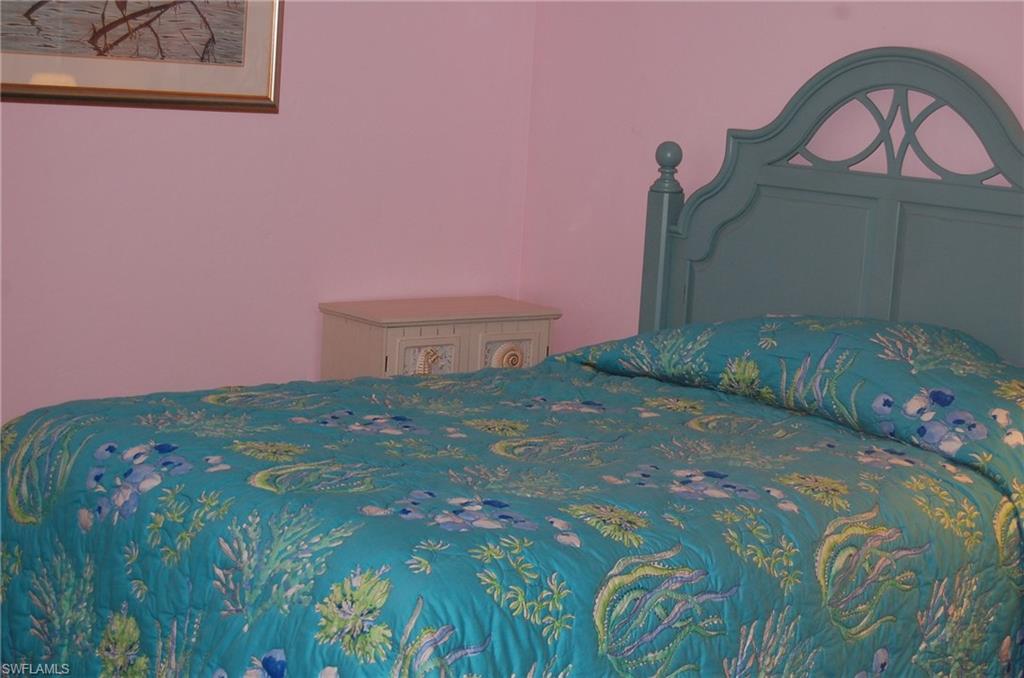 SANIBEL BAYOUS - Residential