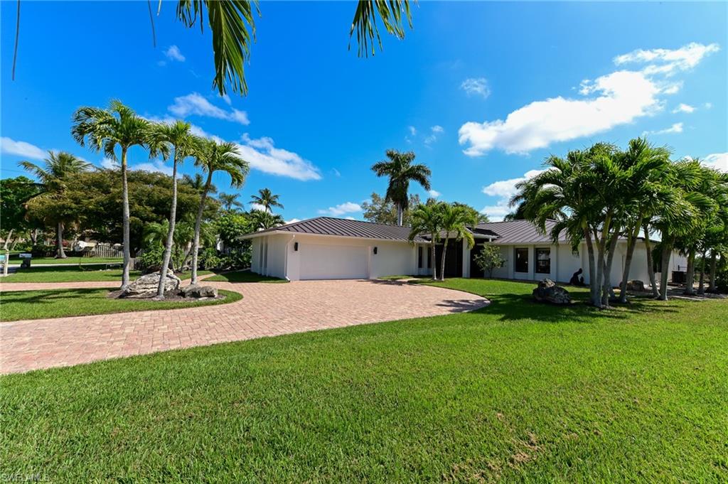 CAROLANDS - Residential