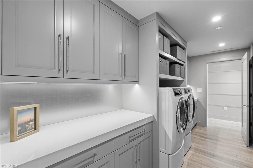 KALEA BAY TOWER 200 - Residential