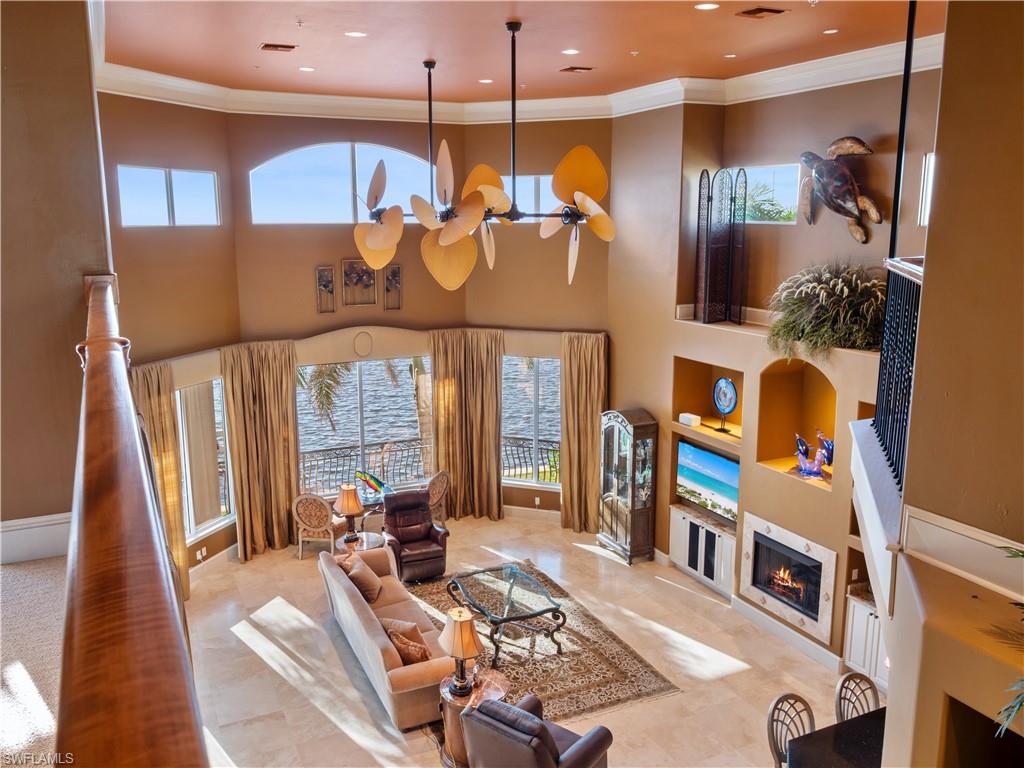 JONATHAN HARBOUR - Residential