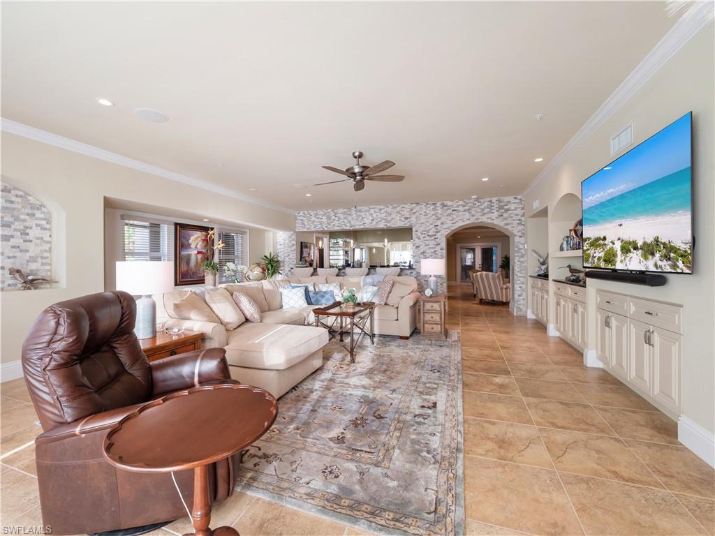 JONATHAN HARBOUR - Residential