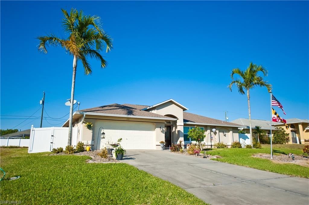CAPE CORAL - Residential