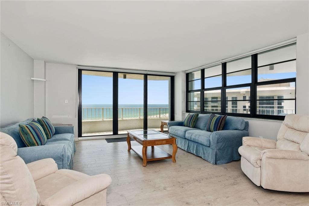 SUMMIT HOUSE OF MARCO - Residential