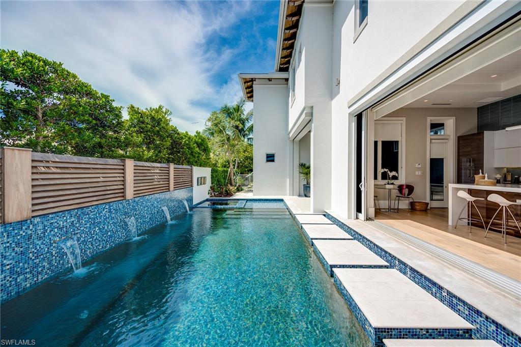 OLDE NAPLES - Residential