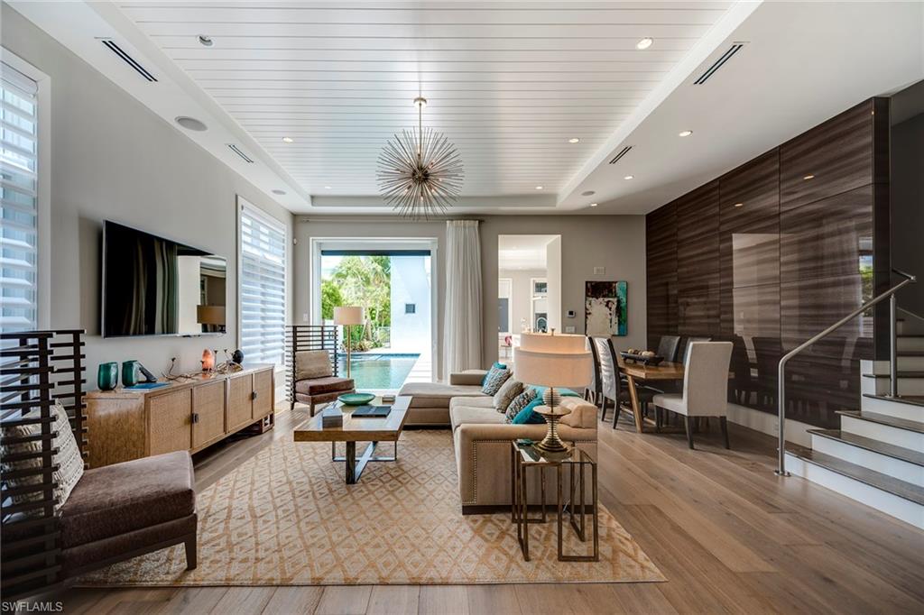 OLDE NAPLES - Residential