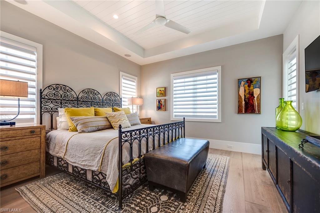 OLDE NAPLES - Residential