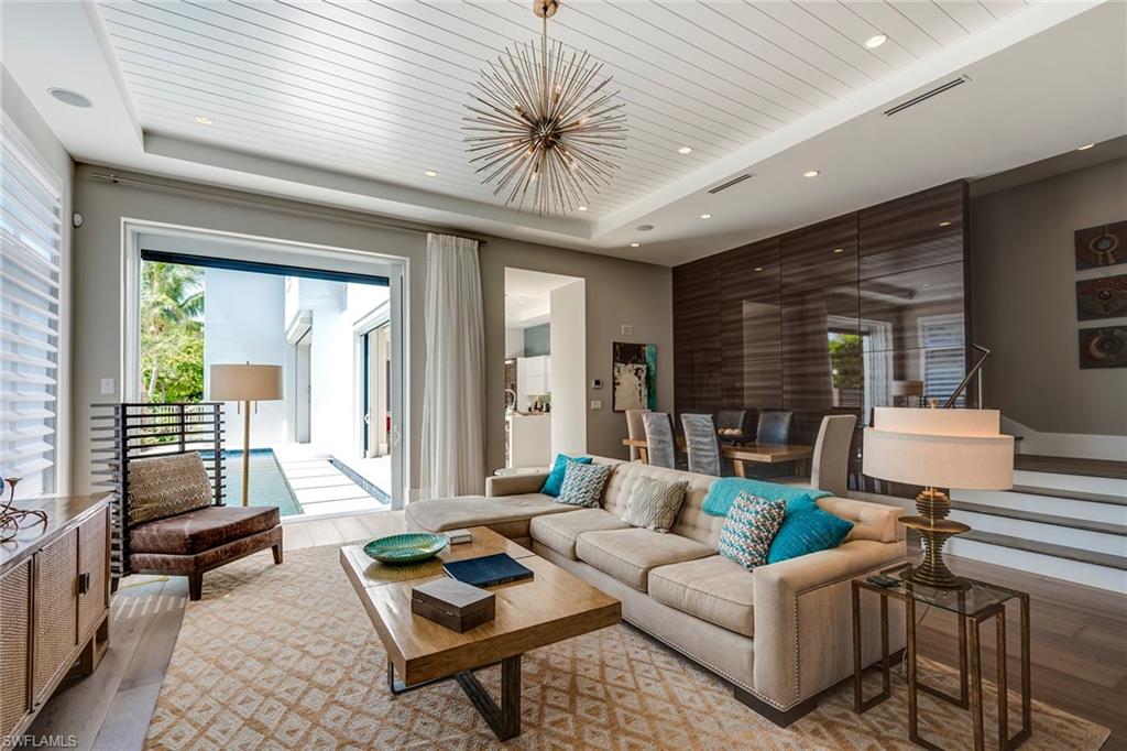 OLDE NAPLES - Residential