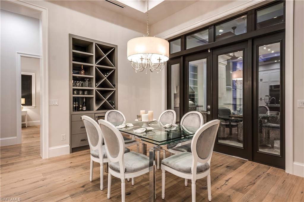 MOORINGS - Residential