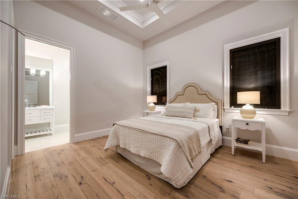 MOORINGS - Residential