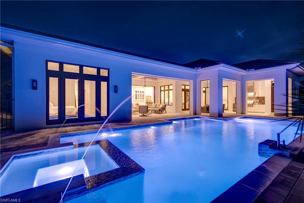 MOORINGS - Residential