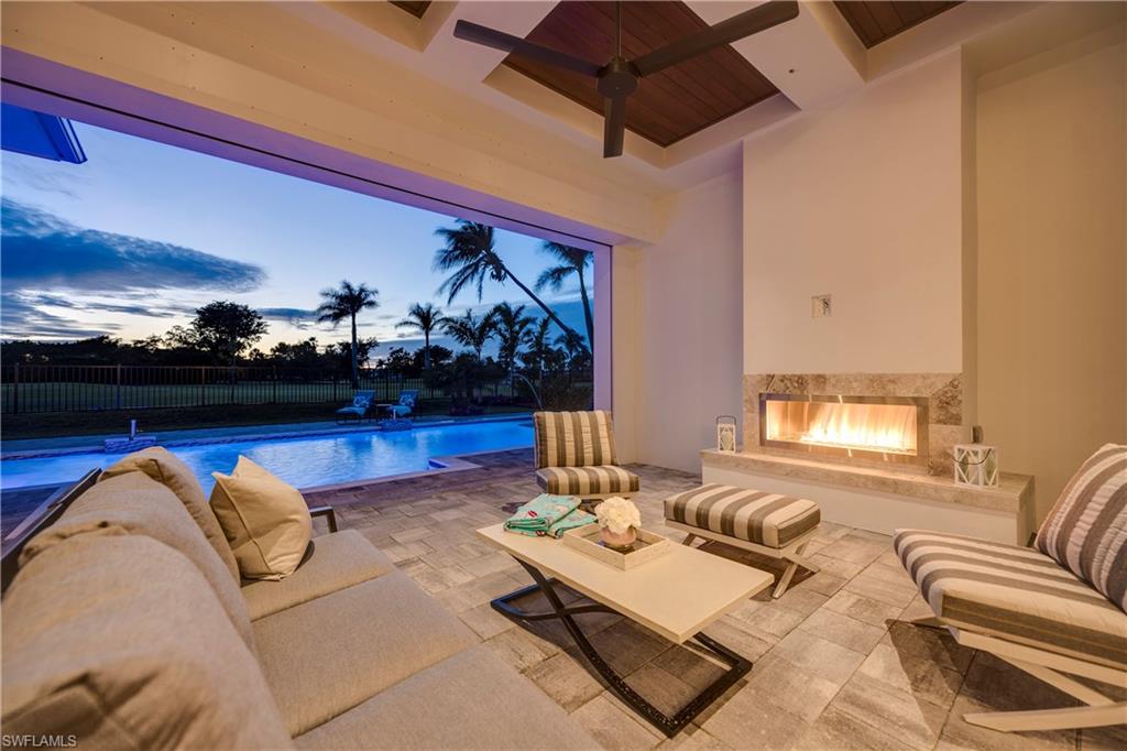 MOORINGS - Residential