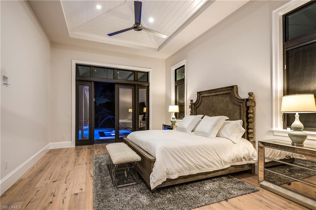 MOORINGS - Residential