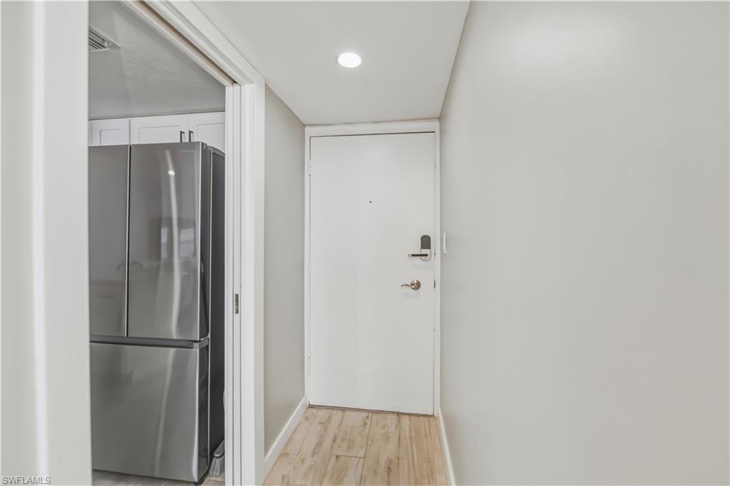 RIVERSIDE CLUB - Residential Lease