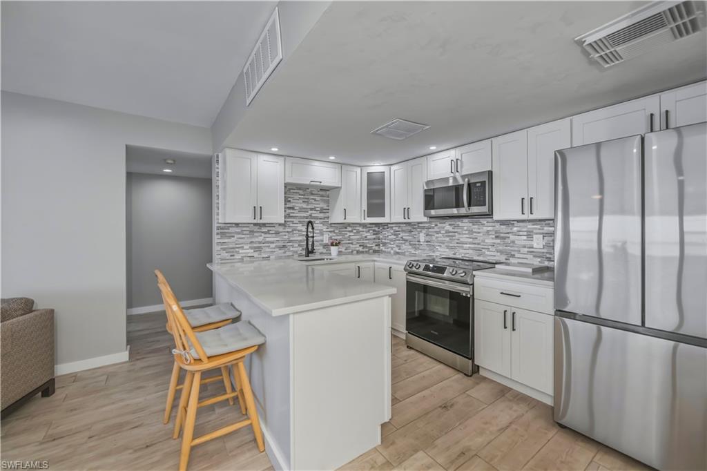 RIVERSIDE CLUB - Residential Lease