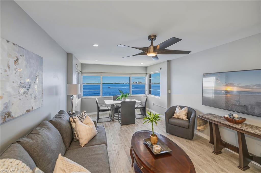 RIVERSIDE CLUB - Residential Lease