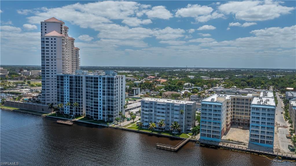 RIVERSIDE CLUB - Residential Lease