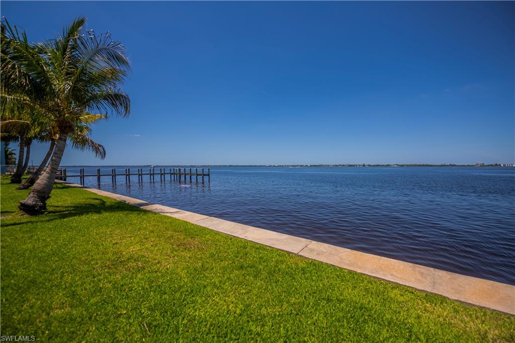 RIVERSIDE CLUB - Residential Lease