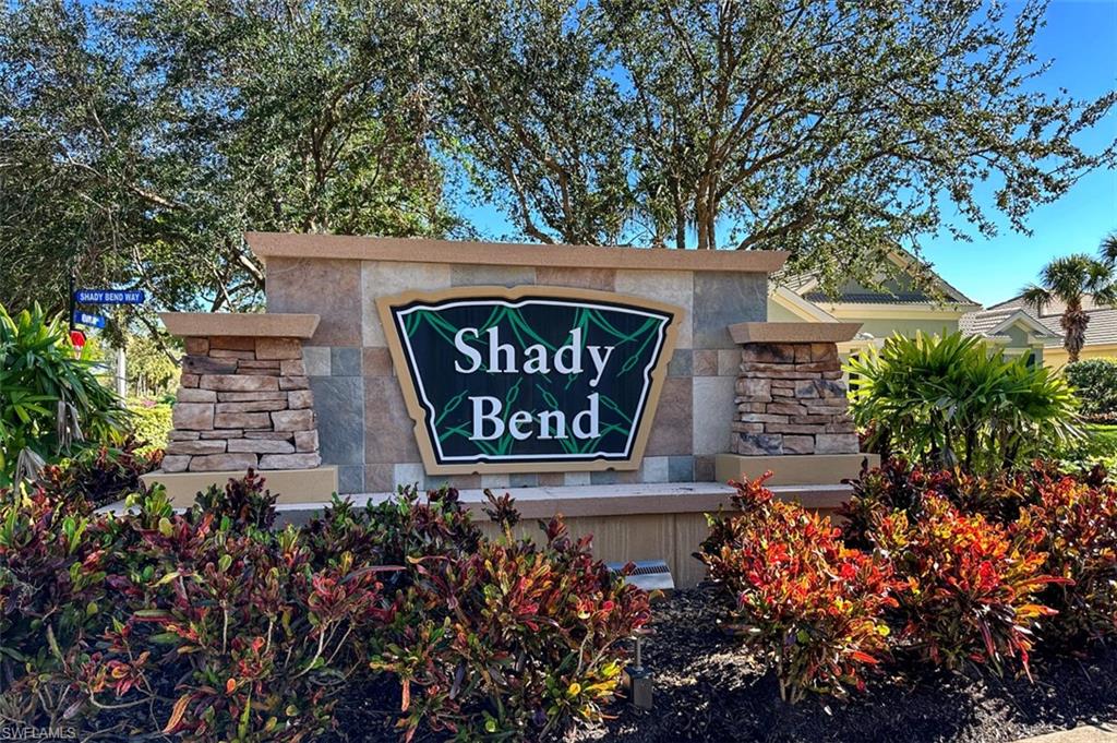 3451 Shady BEND