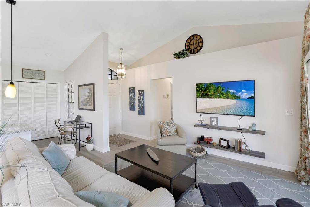 HUNTERS RIDGE - Residential
