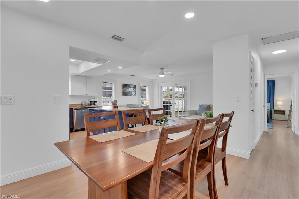 NAPLES PARK - Residential