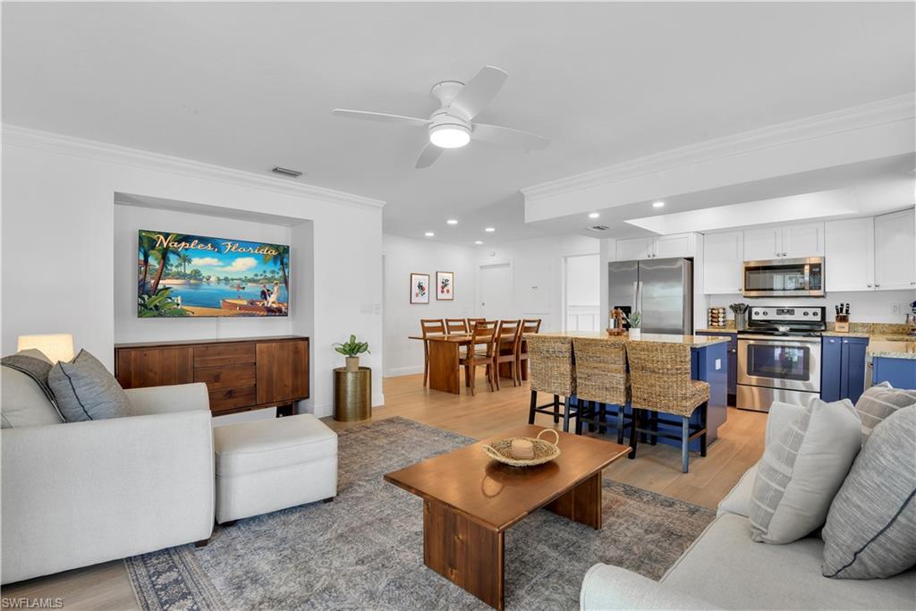 NAPLES PARK - Residential