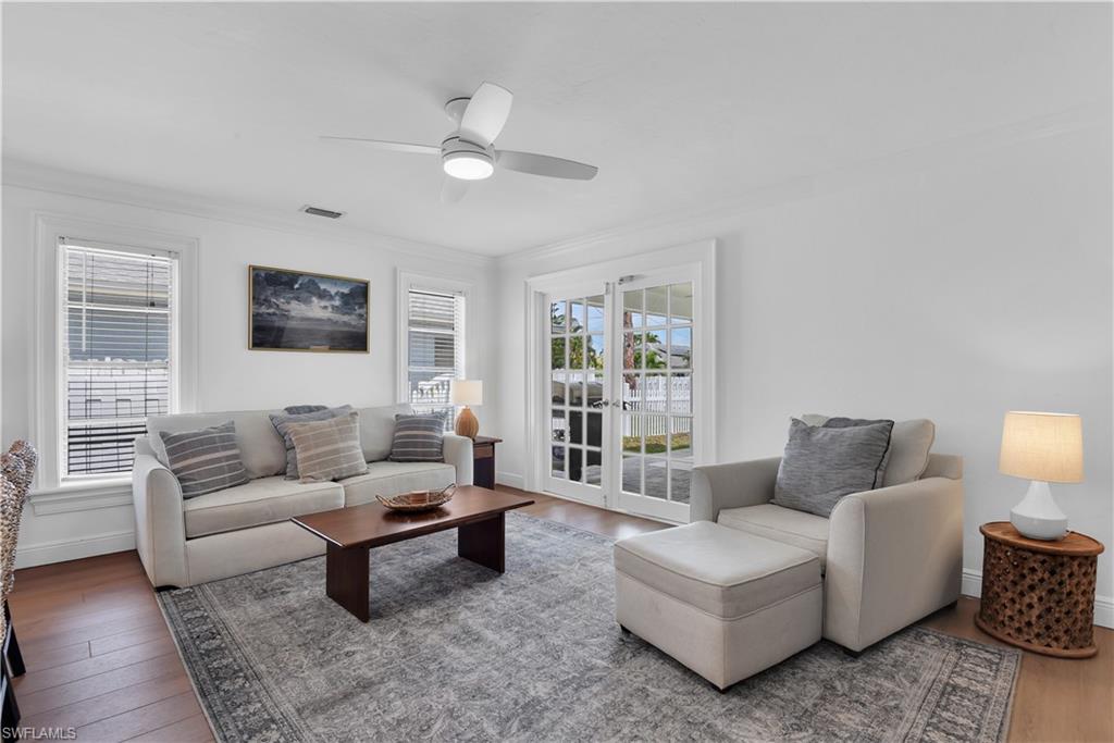 NAPLES PARK - Residential