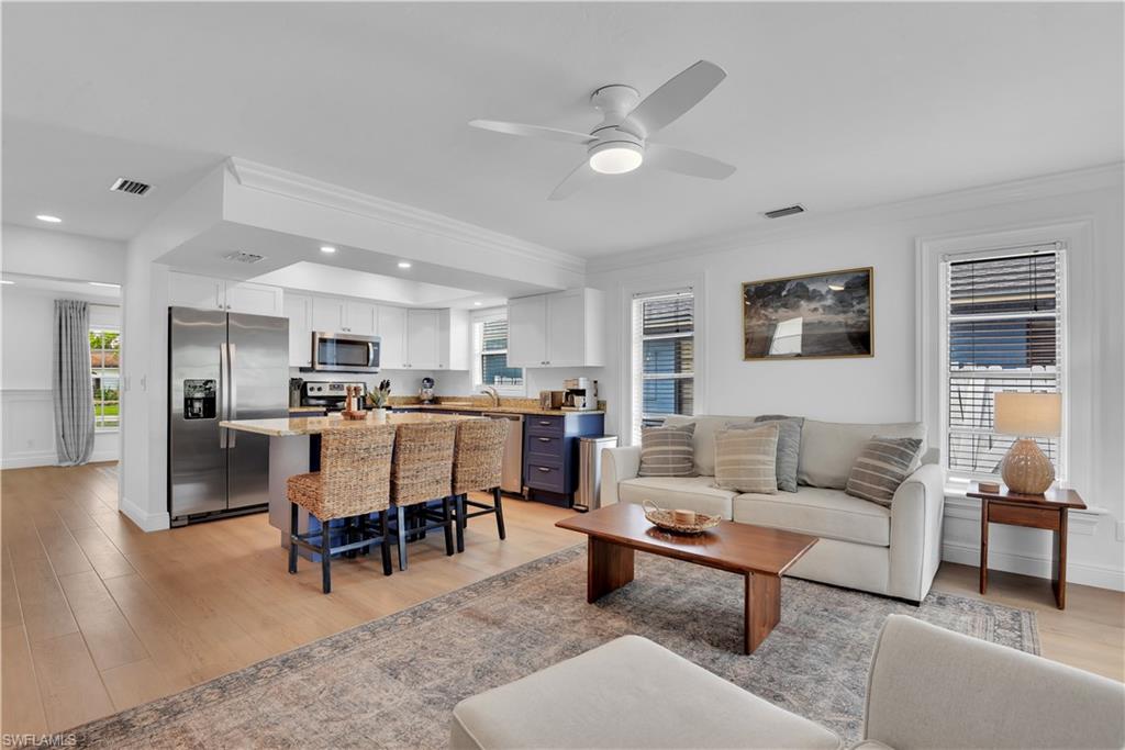 NAPLES PARK - Residential