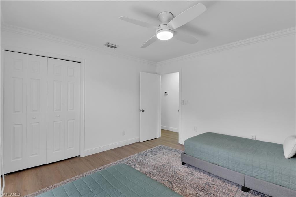 NAPLES PARK - Residential