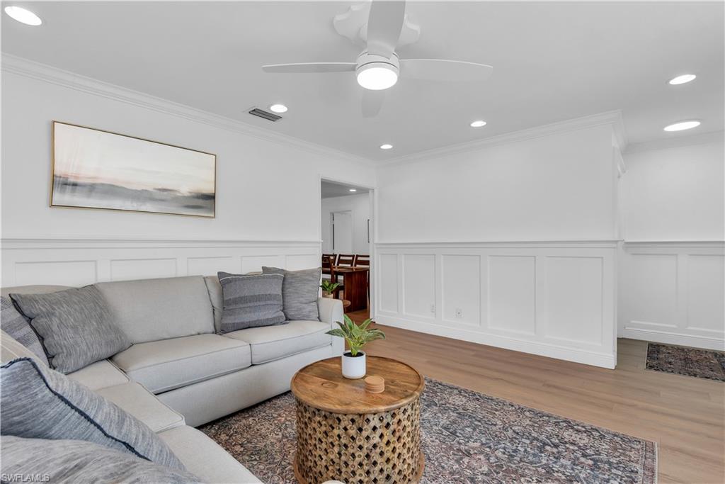 NAPLES PARK - Residential