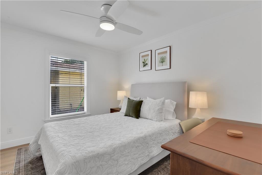 NAPLES PARK - Residential