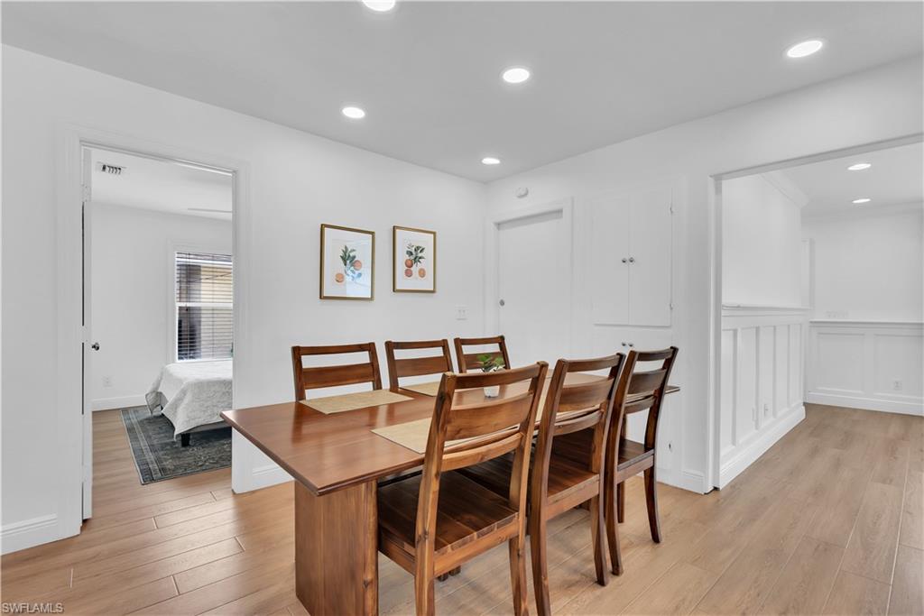 NAPLES PARK - Residential