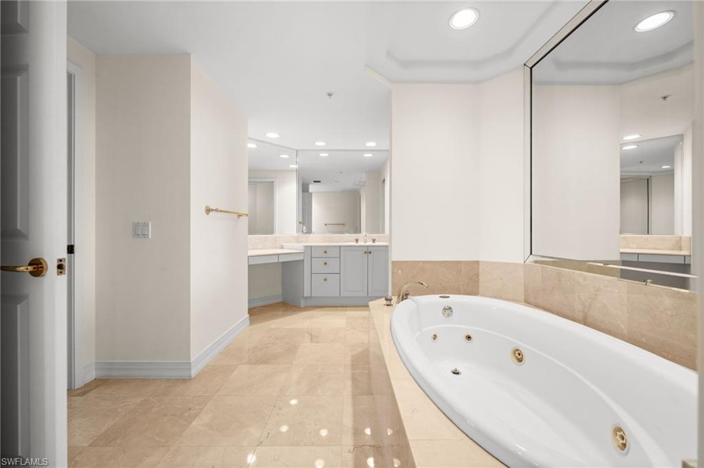 PELICAN ISLE - Residential